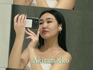 Akiramieko