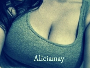 aliciamay Top Blog X