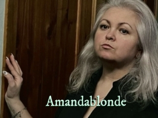 Amandablonde