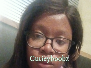 Cutieyboobz