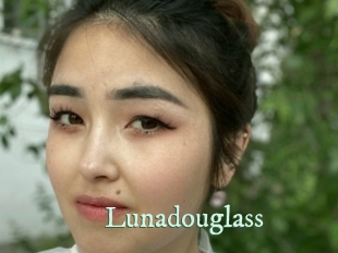 Lunadouglass