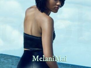 MelaniMai