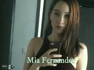 Mia_Fernandez