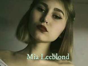 Mia_Leeblond