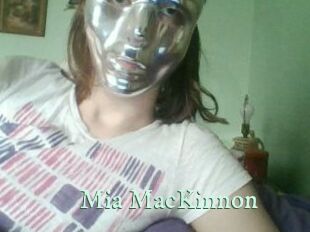 Mia_MacKinnon