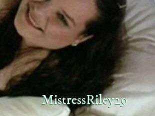 MistressRiley29
