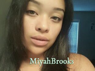 Miyah_Brooks