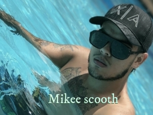 Mikee_scooth