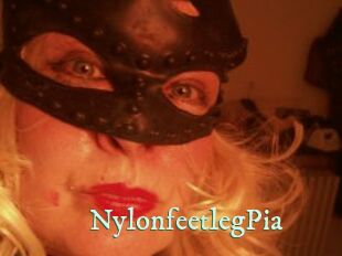 NylonfeetlegPia
