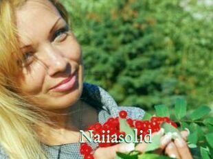 Naiiasolid