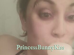 PrincessBunnyKiss