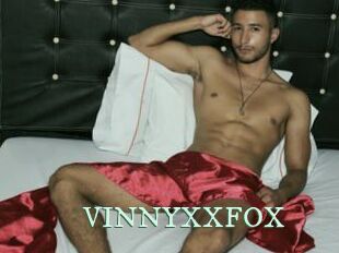 VINNYXXFOX