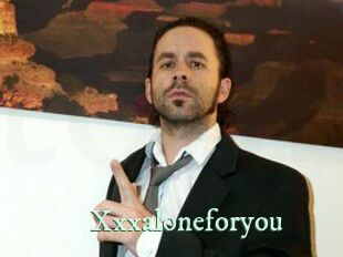 Xxxaloneforyou